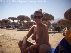Big Titted Blonde Milf Stolen Holiday Pictures