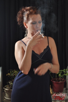 Sexy Smoking Mina in blue dress stripping - N