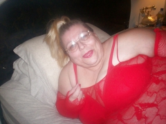 Me in sexy red - N