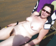 BEACH candid voyeur bikini panties public hairy pussy - N