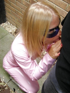 Young Blonde Slag Blows me in the Street - N