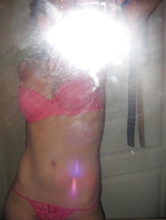 Selfshot hottie - N