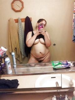 Selfie Amateur BBWs, Curvy and Thick! - vol 57! - N