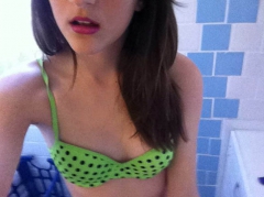 Hairy nerdy teen - geek queen nude selfies - N