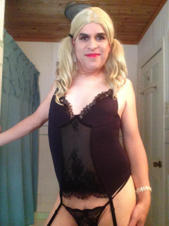 Faggot sissy Oscarina Grandeas - N