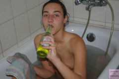 italian slut taking bath with lover from cesso.org - N