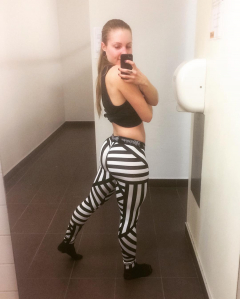 gym girl amateur teen - N