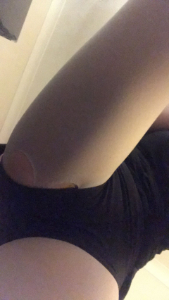 i want a big juicy cock to fill my tight pussy look at my pr - N