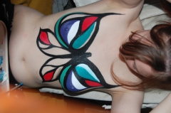 0.0 my sexy best friend painting her tits - N