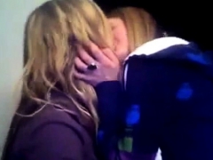 2 Girls Passionate Kiss On Webcam