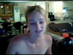 Skinny girl masturbating in webcam