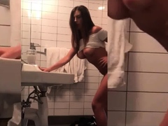 leaked-snapchat-sex-toilet-fuck-german-hot-brunette
