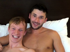 Amateur horny twinks suck one another's big dicks
