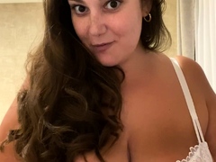 great-big-boobs-on-masturbating-redhead
